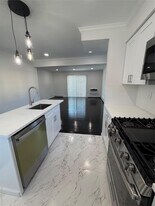 8 Central Dr in Nanuet, NY - Building Photo