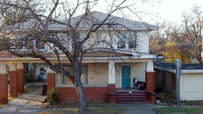 116 N 3rd St in Temple, TX - Building Photo - Building Photo