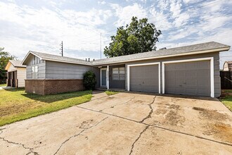 2529 71st St in Lubbock, TX - Building Photo - Building Photo