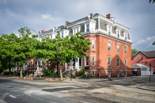 422-424 Broadway Apartments