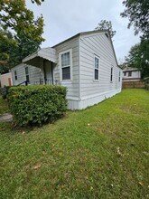 5744 Hoover Ave in Hanahan, SC - Building Photo - Building Photo