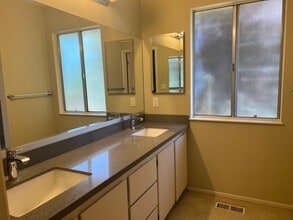 16 Salvatore Dr in Novato, CA - Building Photo - Building Photo