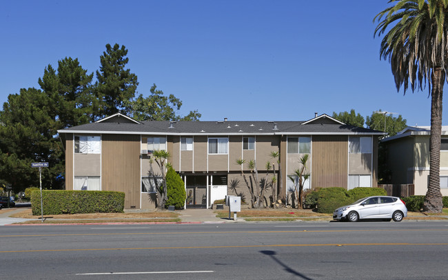 4595 Hamilton Ave in San Jose, CA - Foto de edificio - Building Photo