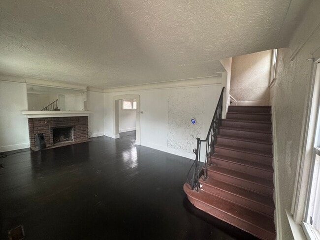 17593 Santa Barbara Dr in Detroit, MI - Building Photo - Building Photo