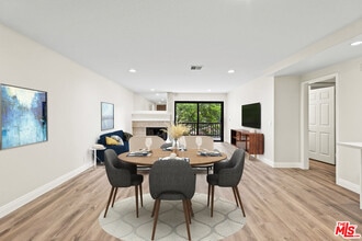 8512 Tuscany Ave in Los Angeles, CA - Building Photo - Building Photo