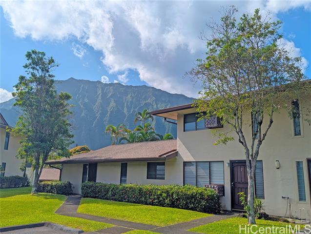 property at 47-410-410 Hui Iwa St