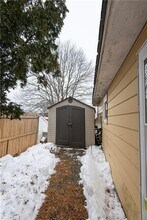 25 Weeks St in Cumberland, RI - Building Photo - Building Photo