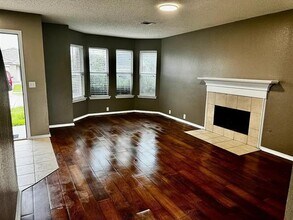 1401 Kilkenny Dr in Arlington, TX - Building Photo - Building Photo