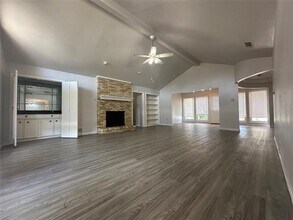 526 Sheffield Dr in Richardson, TX - Building Photo - Building Photo