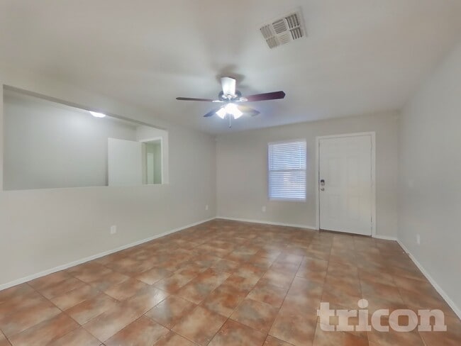 11519 W Windrose Ave in El Mirage, AZ - Building Photo - Building Photo