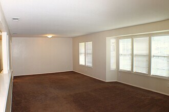 13669 Wilmot St in Moreno Valley, CA - Building Photo - Building Photo