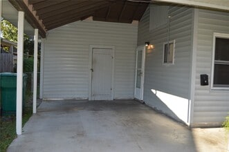 2605 Lancaster Ln in Pasadena, TX - Building Photo - Building Photo