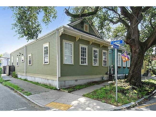 property at 843 Washington Ave
