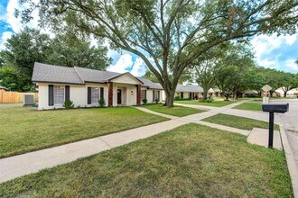 15609 Australia St in Jersey Village, TX - Building Photo - Building Photo