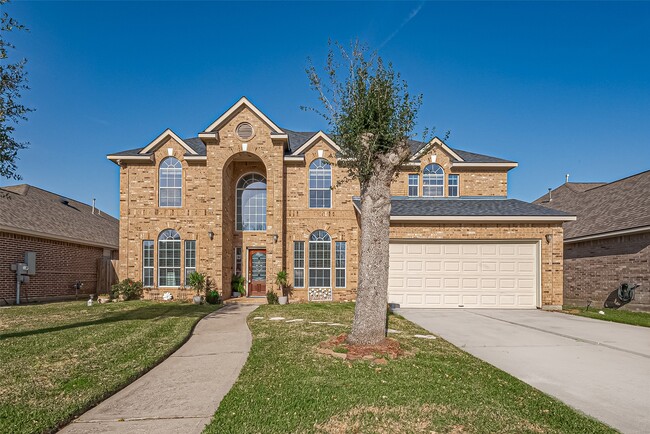 2213 Jernigan Ford in Dickinson, TX - Building Photo - Building Photo