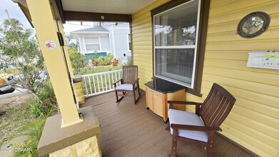 409 Earl St in Daytona Beach, FL - Building Photo - Building Photo