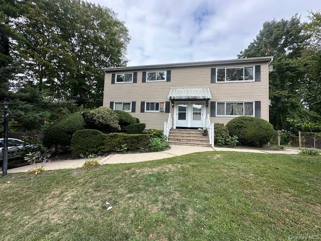 6 Finch Pl in Huntington, NY - Building Photo