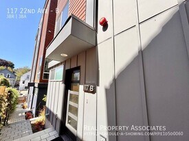 117 22nd Ave in Seattle, WA - Building Photo