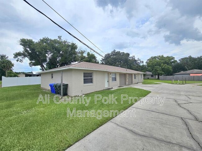 property at 5423 N Orange Ave