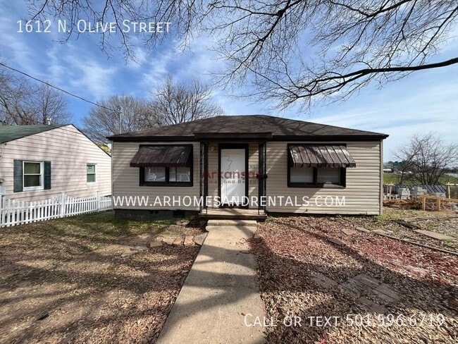 property at 1612 N Olive St