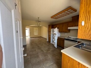 1820 Norma Ln in Edinburg, TX - Building Photo - Building Photo