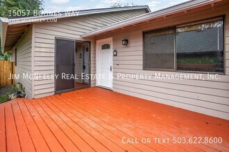 15057 Boones Way in Lake Oswego, OR - Building Photo - Building Photo