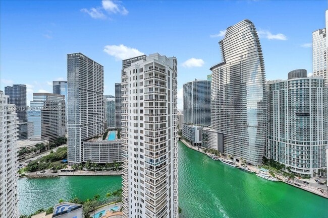 property at 900 Brickell Key Blvd