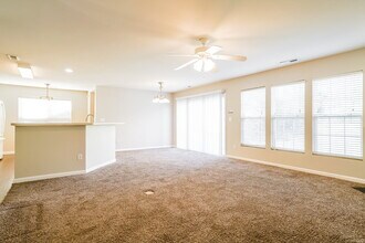 2043 Swimming Hole Cir in Raleigh, NC - Building Photo - Building Photo