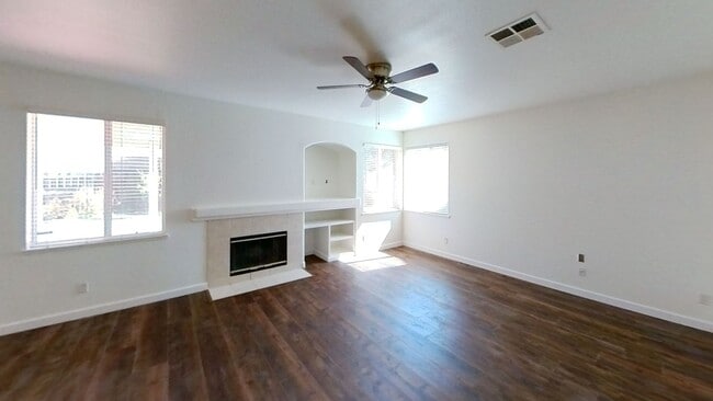 2024 Natchez Way in Modesto, CA - Building Photo - Building Photo