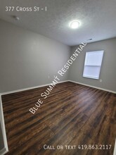 377 Cross St in Akron, OH - Building Photo - Building Photo