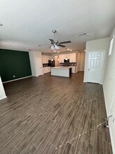 3415 Avondale Vw Dr in Houston, TX - Building Photo - Building Photo