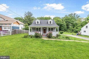 17709 Norwood Rd in Sandy Spring, MD - Building Photo