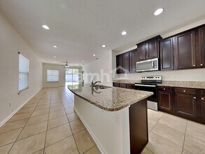 851 Glendale Ln in Orange Park, FL - Building Photo - Building Photo