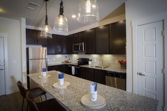 Hickory Creek Ranch Apartments