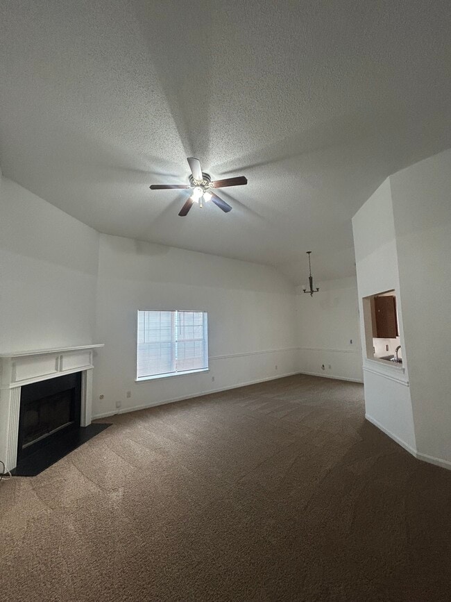 65 Waters Edge Way in Fayetteville, GA - Foto de edificio - Building Photo