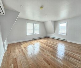 3-09 Beach 91st St in Queens, NY - Building Photo - Building Photo