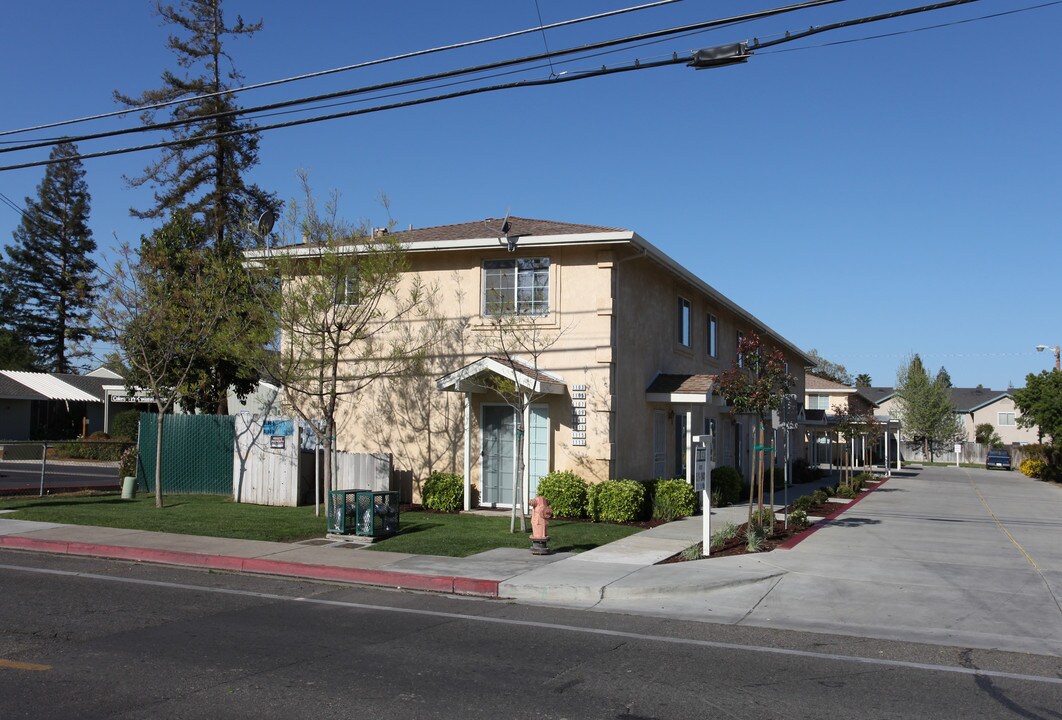 1103-1117 Colorado Ave in Turlock, CA - Building Photo