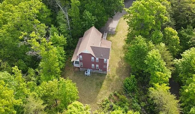 4224 S Boogertown Rd in Sevierville, TN - Building Photo - Building Photo