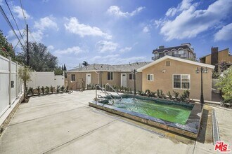 1852 Holmby Ave in Los Angeles, CA - Building Photo - Building Photo
