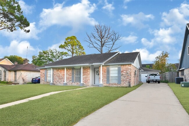 property at 11727 Scottsdale Dr