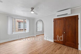 1050 N Pearl St in Denver, CO - Building Photo