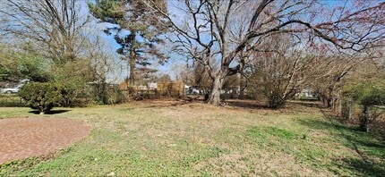 20405 Williams St in Ettrick, VA - Building Photo - Building Photo