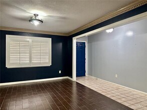 1518 Redbud Ave in McAllen, TX - Building Photo - Building Photo