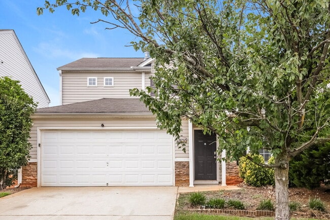 property at 1970 Towne Park Dr