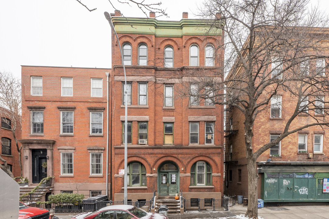 151 Baltic Street in Brooklyn, NY - Building Photo