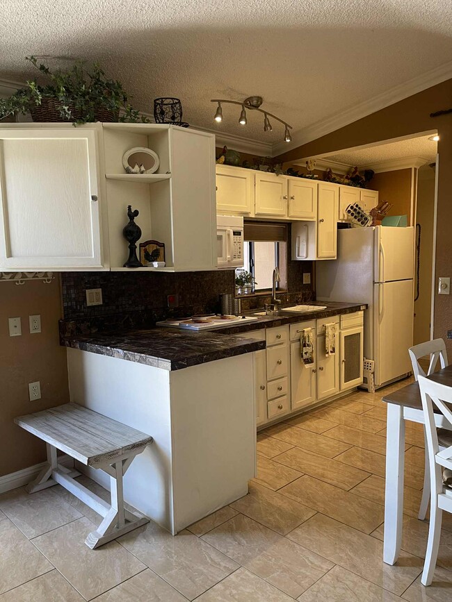 property at 1414 Western Dr