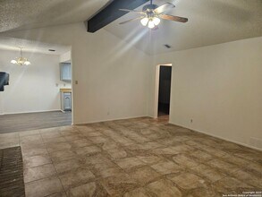 4679 Misty Run Dr in San Antonio, TX - Building Photo - Building Photo