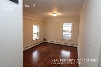 6 Smith Ct in Farmington, NH - Building Photo - Building Photo