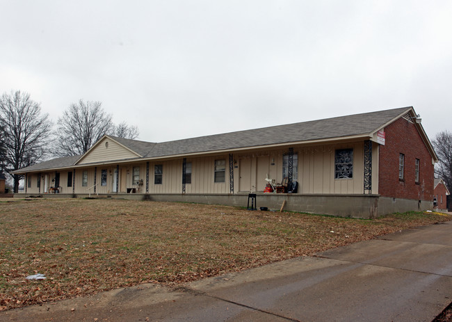 1124-1140 Town And Country Dr in Southaven, MS - Foto de edificio - Building Photo