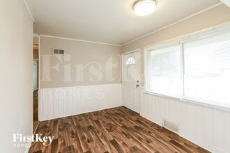 6311 N Lenox Ave in Kansas City, MO - Building Photo - Building Photo